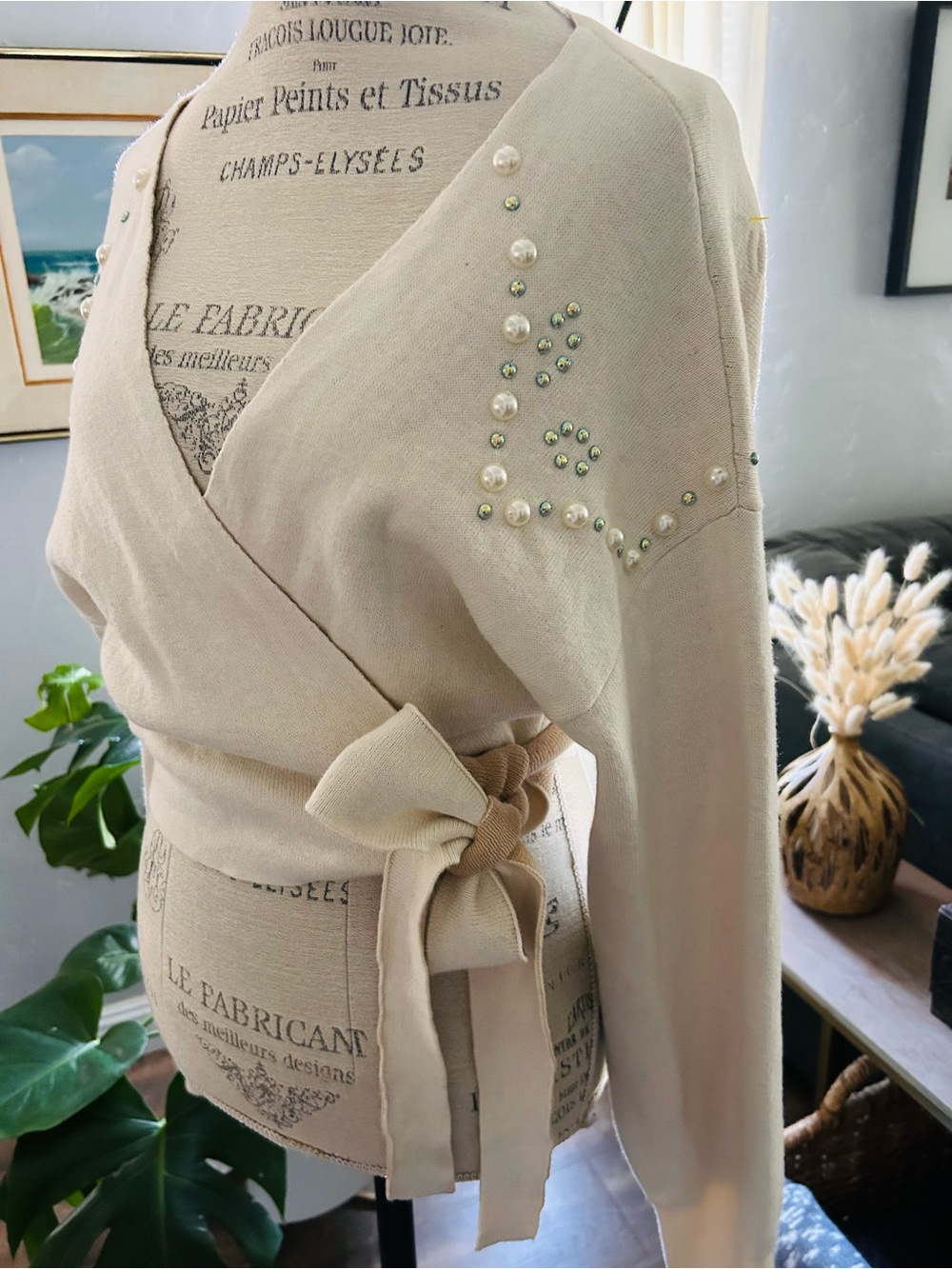 Wildfox Wilder Pearl Tie Wrap Sweater Embellished Beaded Cropped Cream Large NWT